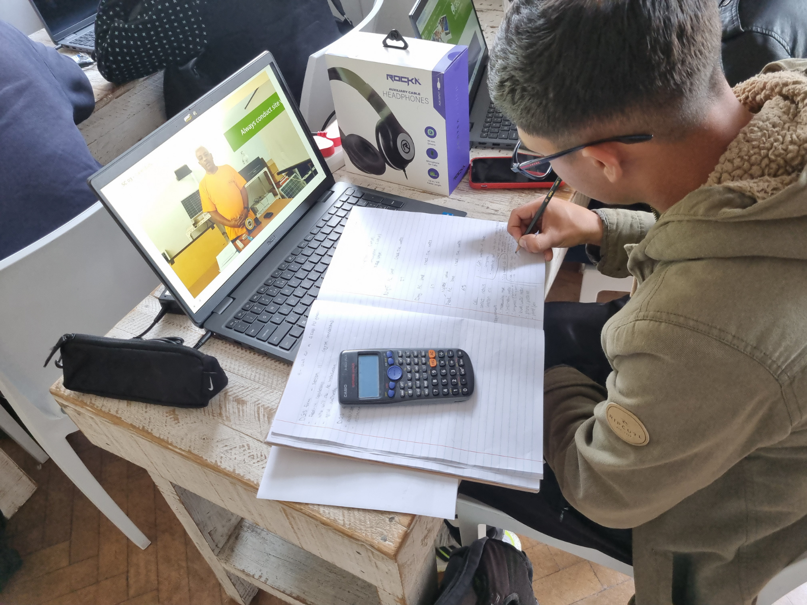 PV-INSTALLER-ASSISTANT-1