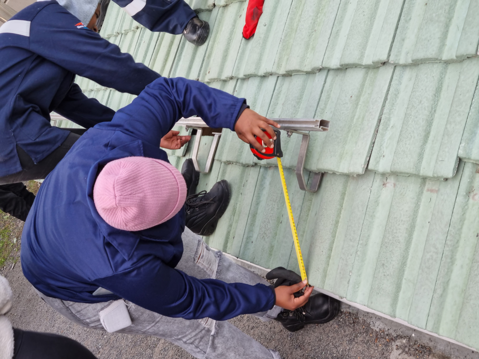 PV-INSTALLER-ASSISTANT-2