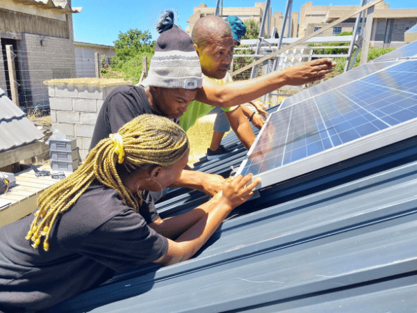 csr-community-esd-solar-training-13