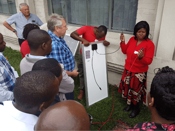 csr-community-esd-solar-training-14