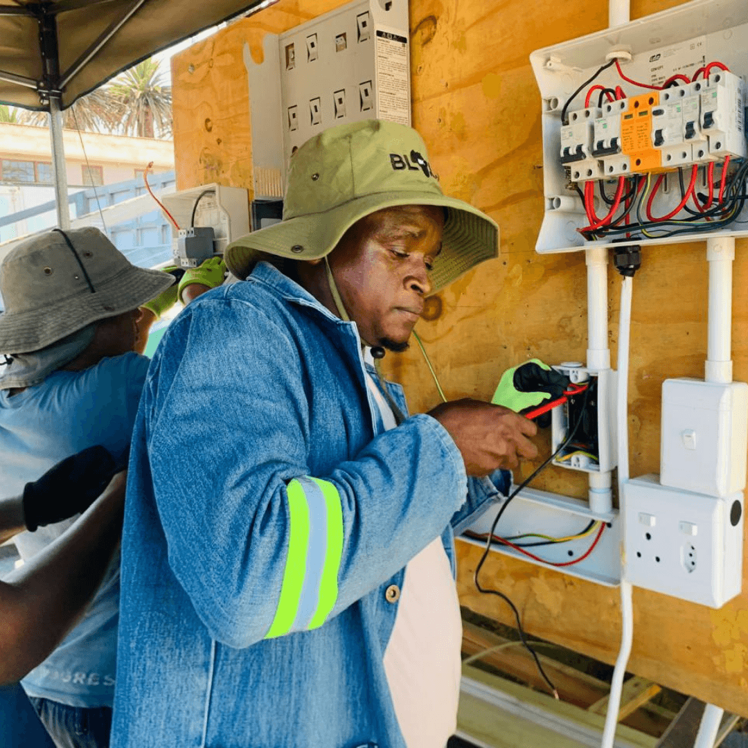 csr-community-esd-solar-training-9